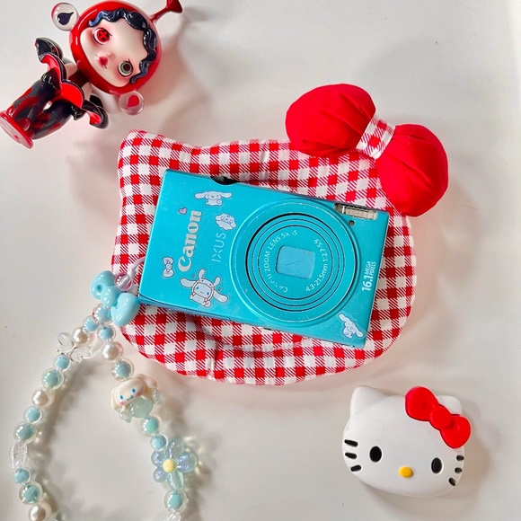 Canon Elph 110hs digital camera - Picture 1 of 9